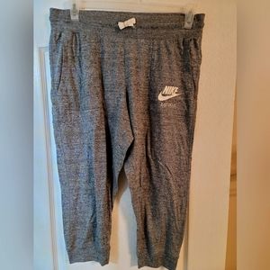 Nike Joggers Large